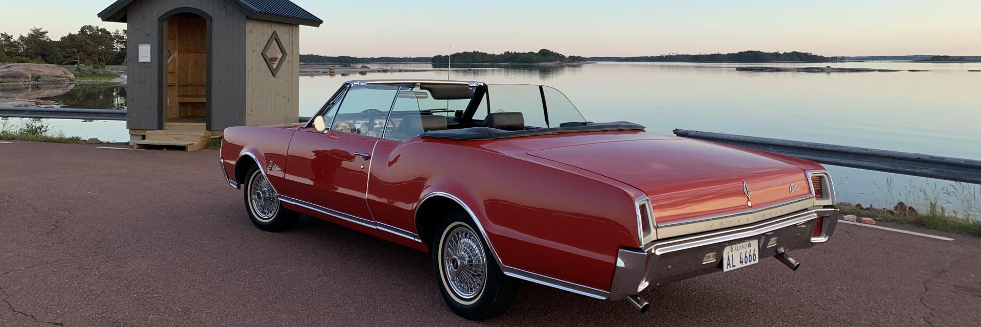 Oldsmobile Cutlass